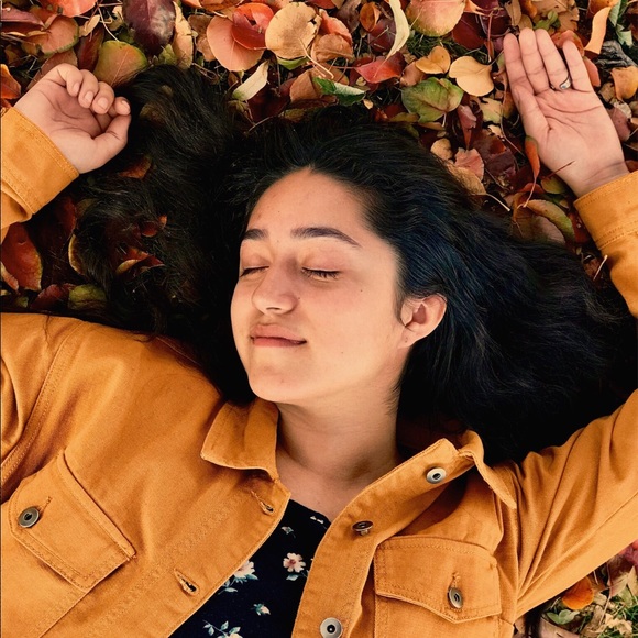 Meet your Posher, Alexa - Picture 1 of 1